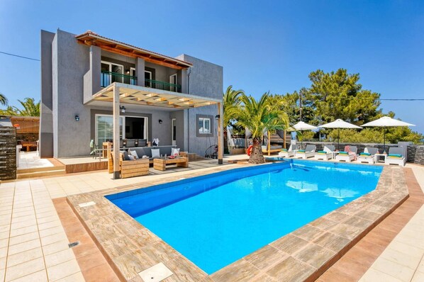 Villa Omega image
