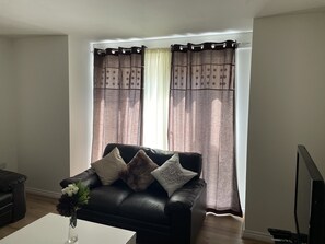 Living Room / Lounge