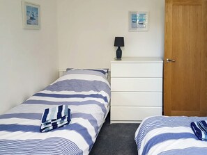 Bedroom | Little Dover Cottage, Ryde