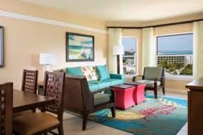 LIVING ROOM W BALCONY