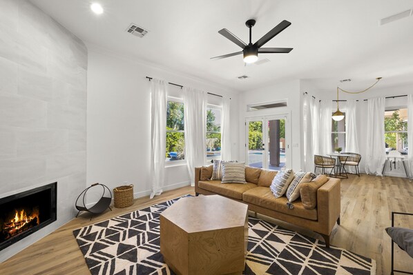 Mesa Vacation Rental | 5BR | 4BA | Step-Free Access