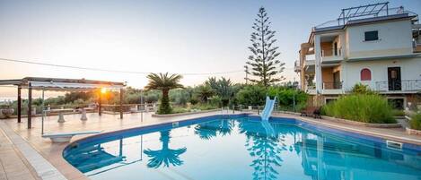 Swimming pool area of the property