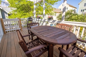 Guest House | Private Deck