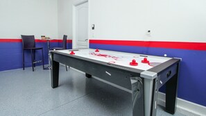 Spielezimmer