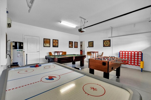 Spielezimmer