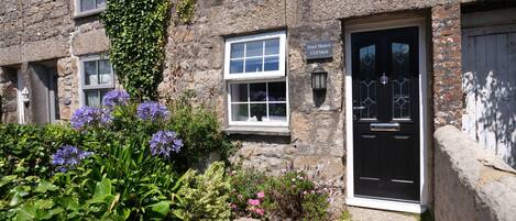 Halfpenny Cottage