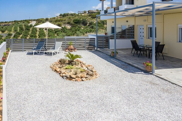 Cozy apt,Fully equipped,Near amenities,Platanias,Rethymno