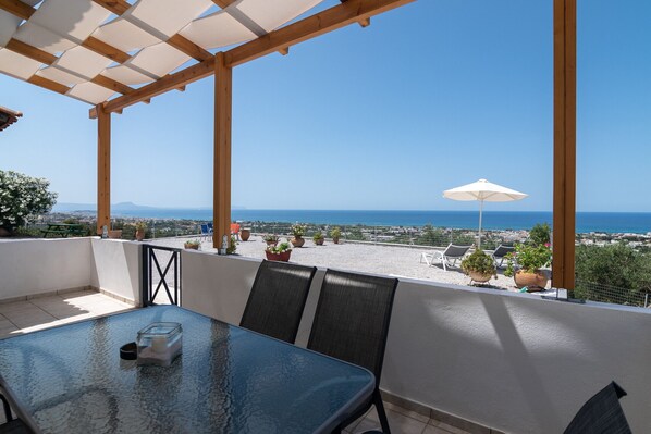 Cozy apt,Fully equipped,Near amenities,Platanias,Rethymno
