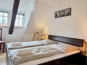 Schlafzimmer - Doppelbett