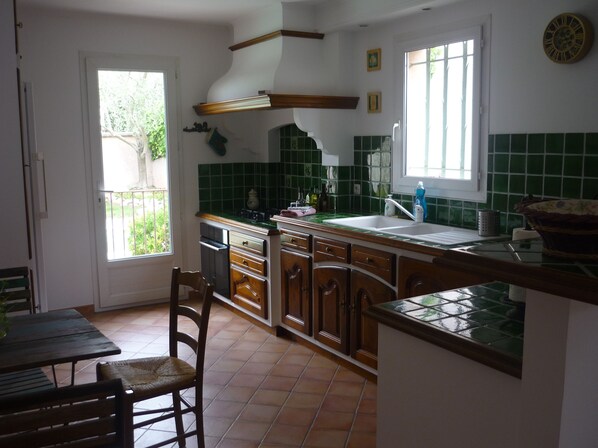 Private kitchen