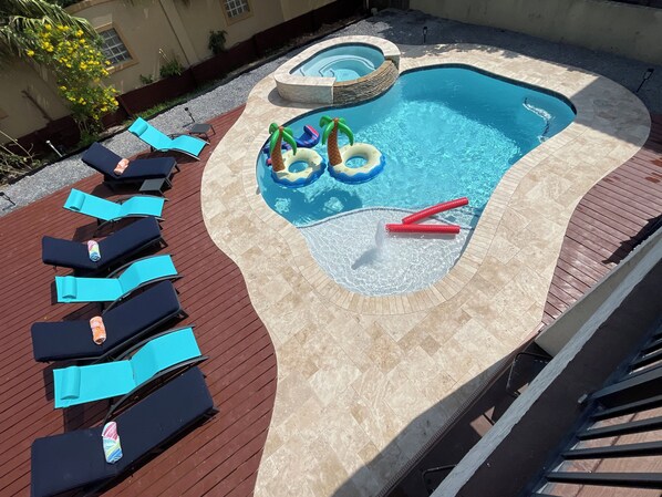 Pool