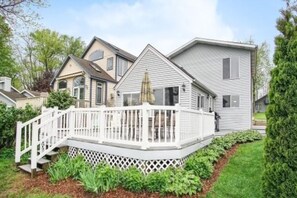 Lake facing deck!