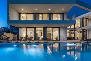 Attractive Rogoznica Villa | 5 Bedrooms | Villa Precious | Amazing Sea Views &  Private Infinity Pool