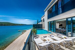 Captivating Dubrovnik Villa | Villa Belle Riviere | Private Infinity Pool & Next to the Sea | Slano by Villamore