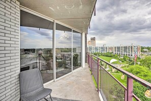 Balcony | Free WiFi | Central A/C