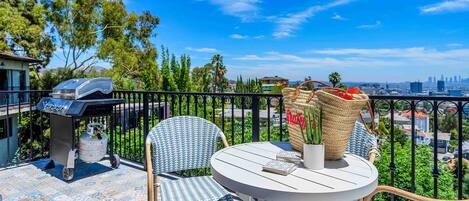 Private Patio w BBQ Gas Gril and Views of Hollywood Hills