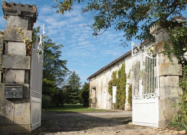 Enceinte de l’hébergement