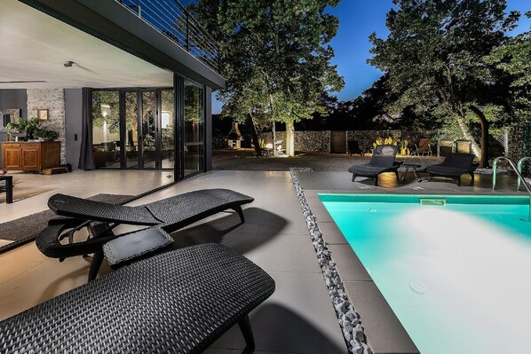 Schwimmbad des Ferienhauses