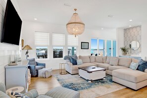 A Salty Breeze is a 6 bedroom, 6 bath home that can accommodate 20 guests