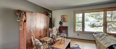 Sitting area in living room main level