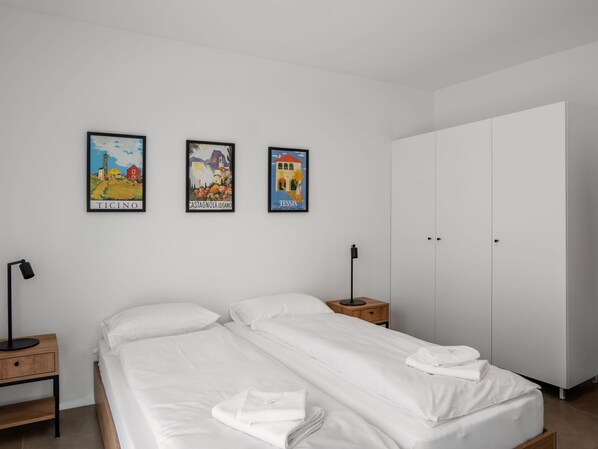 Pflanze, Möbel, Eigentum, Fenster, Stuhl, Gebäude, Holz, Beleuchtung, Blumentopf, Die Architektur