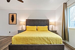 Comfortable memory foam mattress King-size bed, blackout curtains, ceiling fan