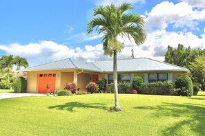 The Sandpiper Stay, in the heart of Port St Lucie, Florida!