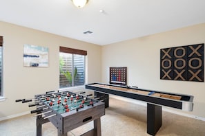Spielezimmer