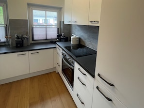 Ferienwohnung für 4 Personen, 2 Schlafzimmer, 80qm-Küche, Bild 2