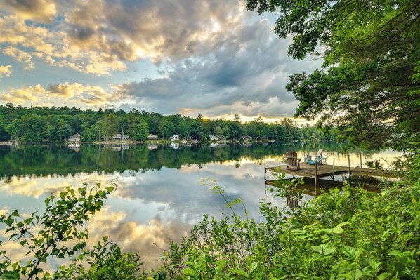 Casco Vacation Rental | 2BR | 1BA  | 1,020 Sq Ft | Stairs Required