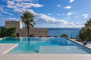 Villa ABA is located above the coast road in Podstrana village