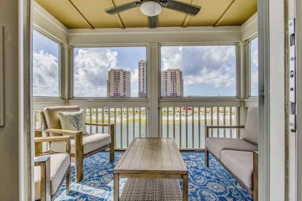 Welcome to Family Tides!

Enjoy ocean views from your balcony