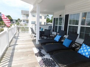 Main Deck