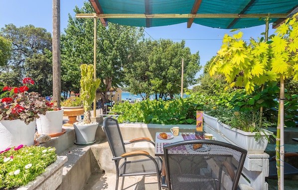 balcony-terrace