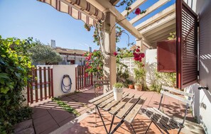 balcony-terrace