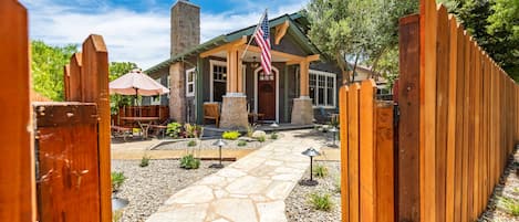 Front yard and curbside view