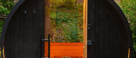 Outdoor steam sauna