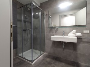 bathroom apartment  Girasole Affitti Brevi Italia