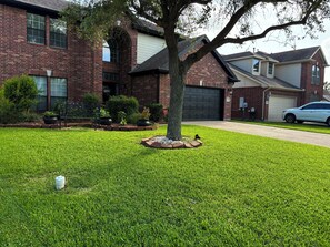 Elegant Family Home - 2 story, 4 bedrooms, 2-1/2 baths, 4 car driveway