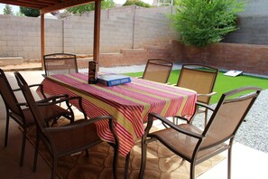Outdoor dining