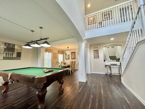 Open Plan Entryway 