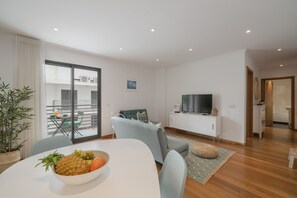 Livingroom with TV
