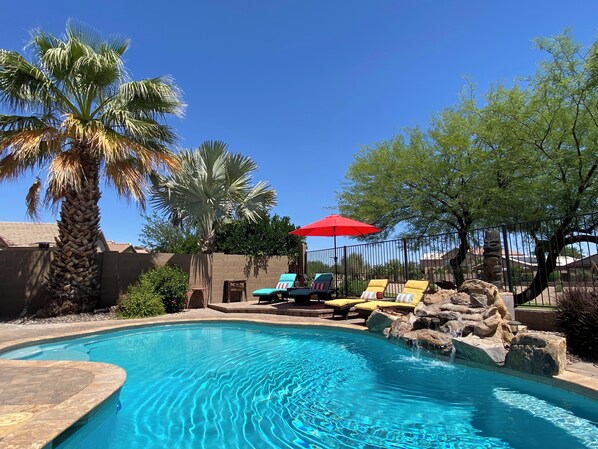Oasis in the Desert! Spacious patio with a private, heated pool. 