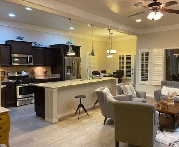 Private kitchen
