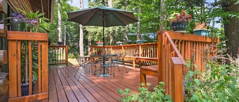 Step outside onto our welcoming deck, the perfect spot for outdoor relaxation and gatherings. It's an extension of your living space, offering a place to bask in the fresh air and enjoy the great outdoors.