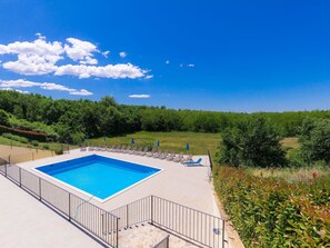 Propriété, Piscine, Maison, Immobilier, Biens, Ciel, Architecture, Domicile, Bâtiment, Vacances