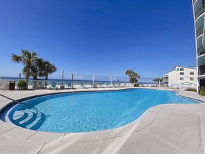 Pool, Hot Tub, Tiki Bar, Shuffleboard