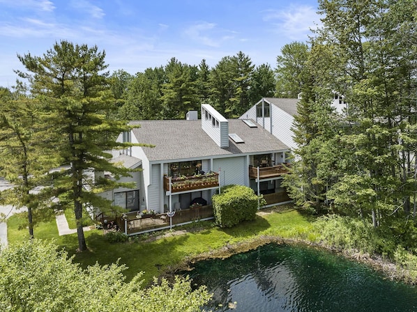 Lakeside 16 (Upper Level Condo) w/ Deck Overlooking Pond