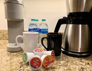 Kaffee und/oder Kaffeemaschine