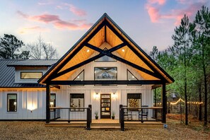 The iconic cathedral roofline welcomes you at The Honeypot Cabin - Broken Bow.